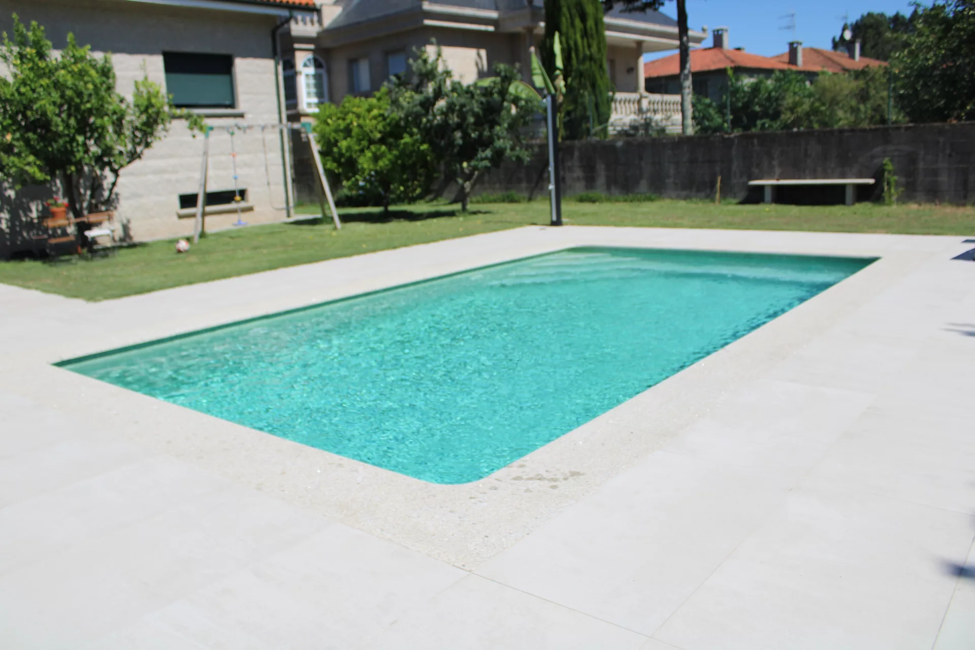 Piscina en Caldas de Reis